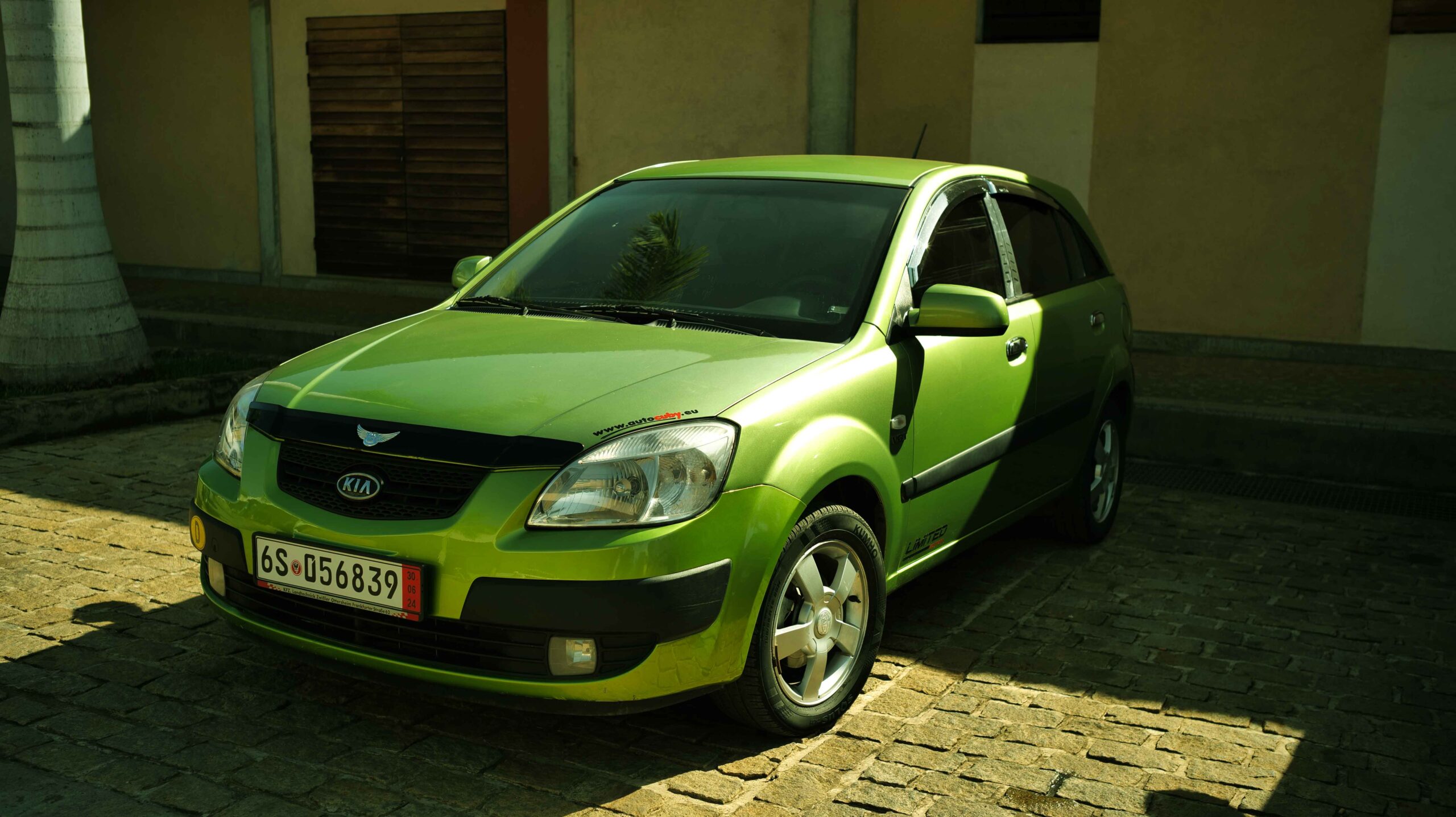 kia-vert-nb-rentcar